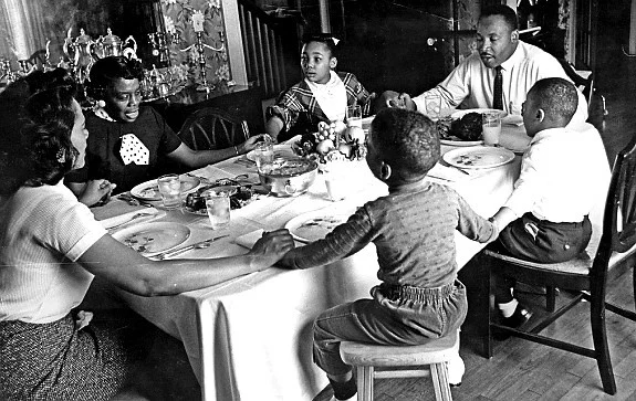 Martin_Luther_King_Jr_Family_Meal.jpg