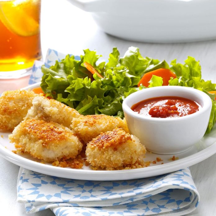 Parmesan-Chicken-Nuggets_exps91788_SD2856494B12_03_3bC_RMS-1-696x696